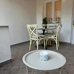 Obala Deluxe- Location *