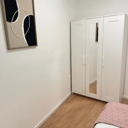 Obala Deluxe- Location Apartment