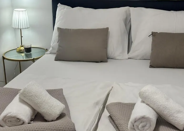 Apartman Obala Deluxe- Location *