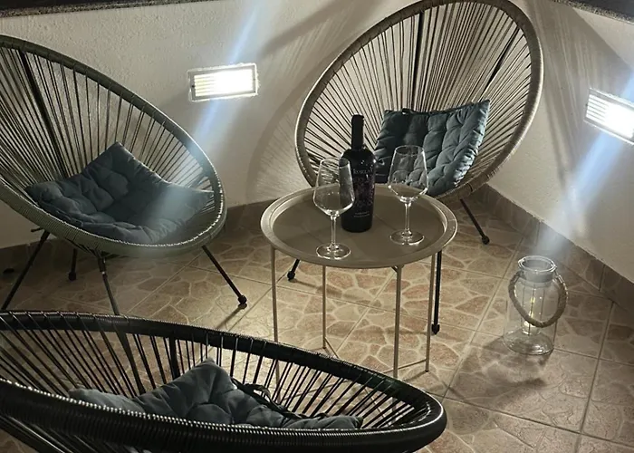 Apartman Obala Deluxe- Location